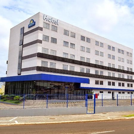 Days Inn By Wyndham Cascavel Cascavel  Exterior photo