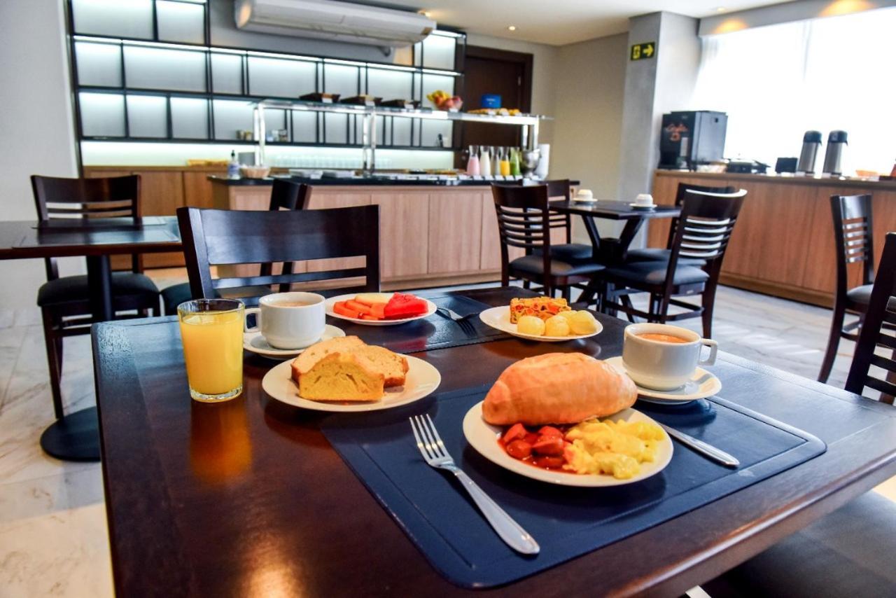 Days Inn By Wyndham Cascavel Cascavel  Exterior photo
