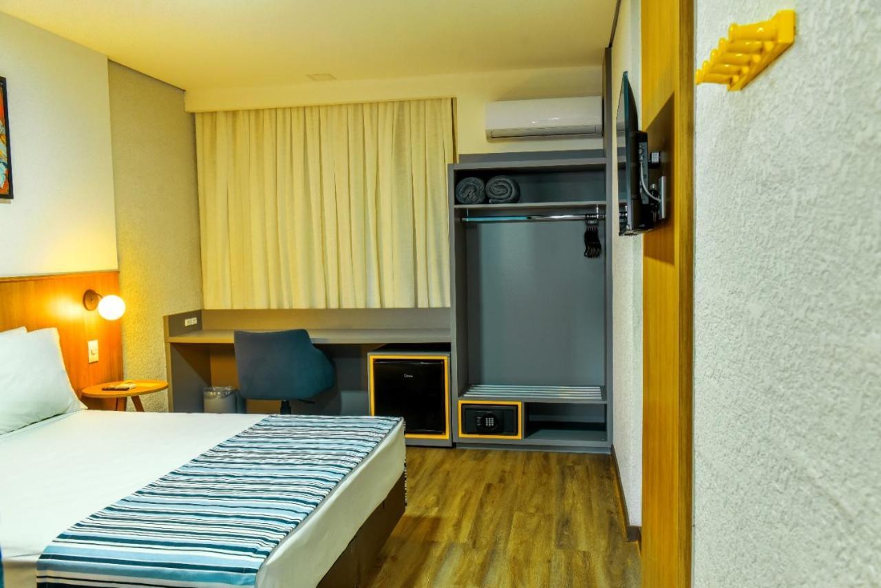 Days Inn By Wyndham Cascavel Cascavel  Exterior photo
