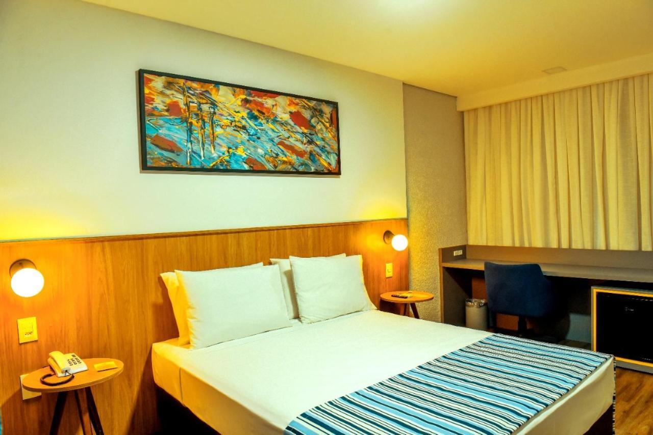 Days Inn By Wyndham Cascavel Cascavel  Exterior photo